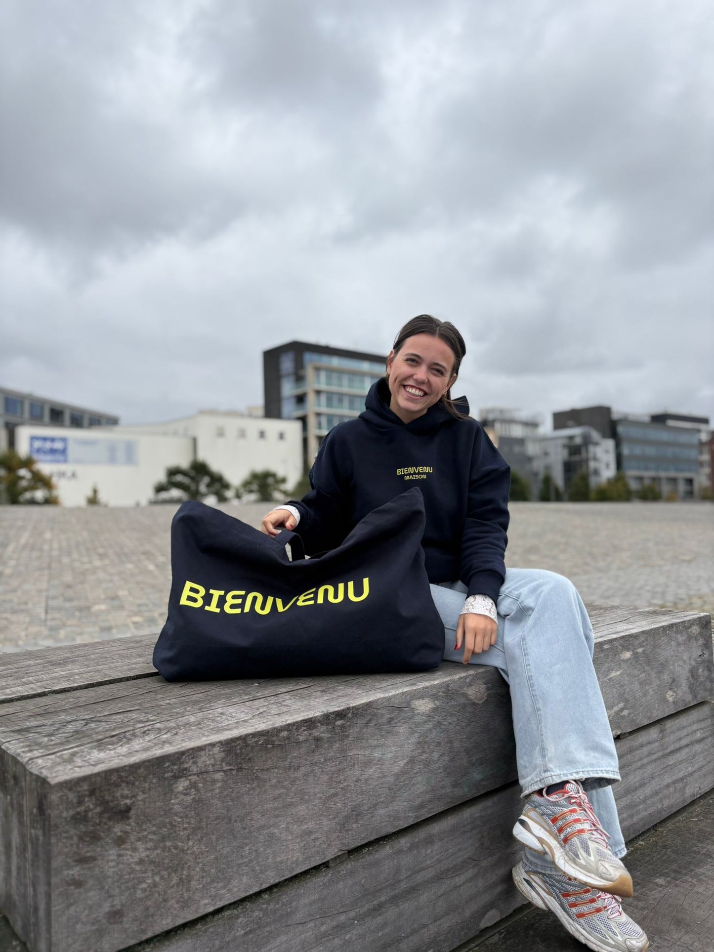 Bienvenu Hoodie Navy